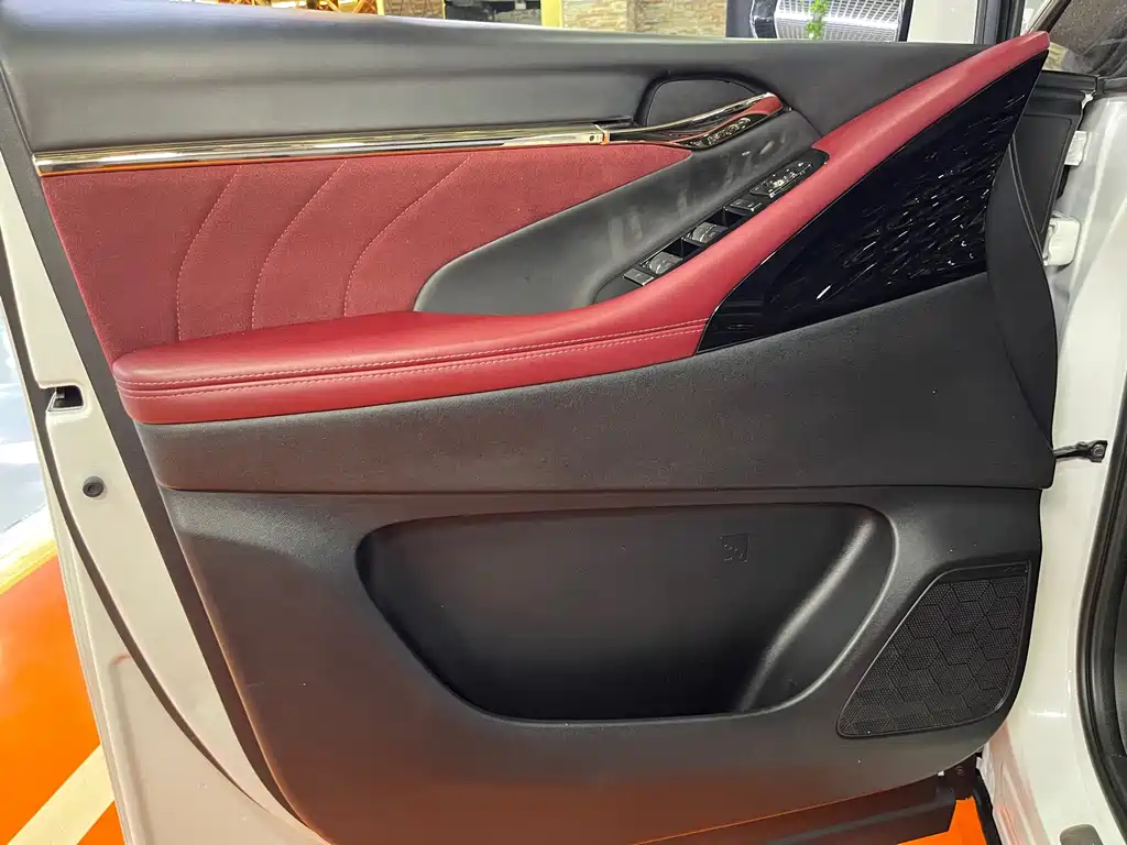 GAC Motor Trumpchi M8 — миниатюра 6