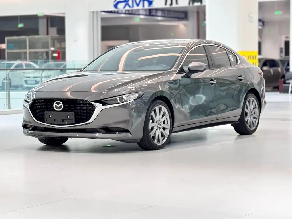 Mazda 3 Axela 2022