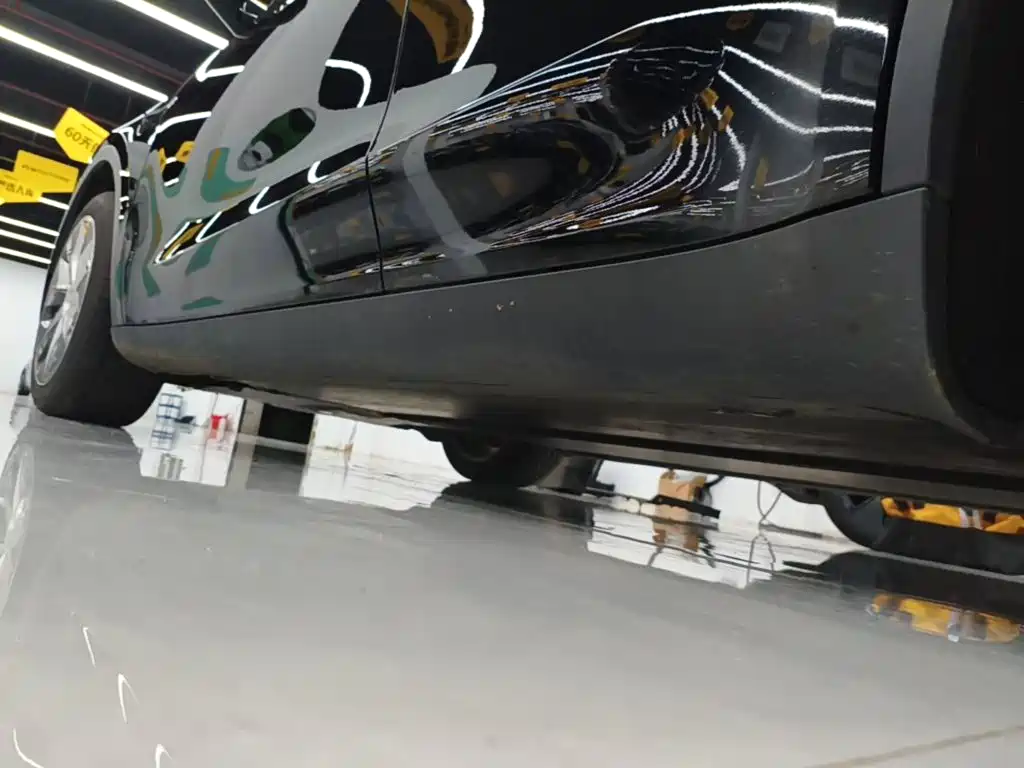Tesla Model Y — миниатюра 22