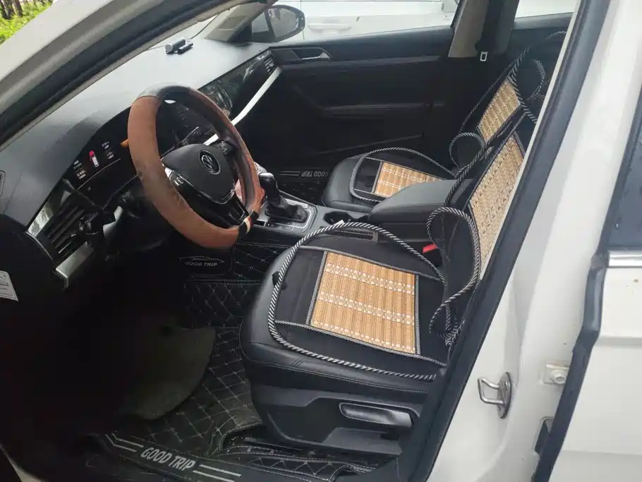 Volkswagen Lavida — миниатюра 9