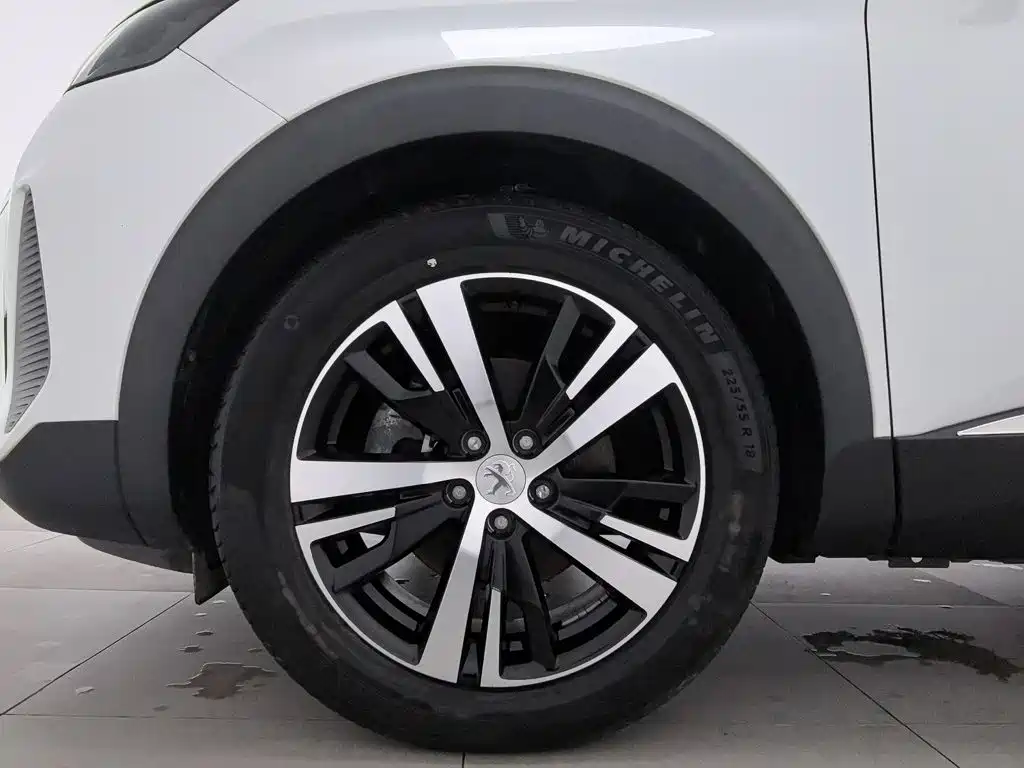 Peugeot 4008 — миниатюра 17