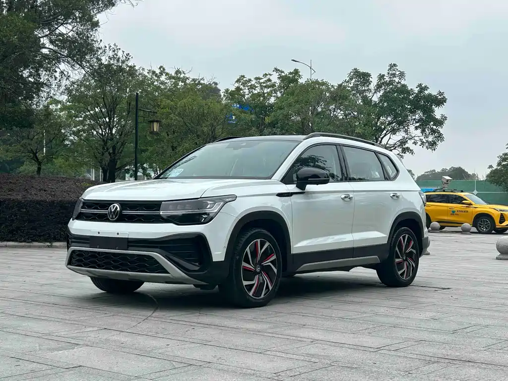 Купить Volkswagen Tharu