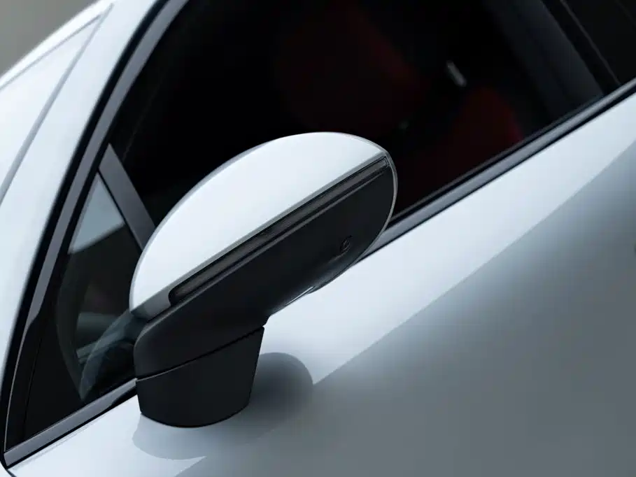 Porsche Cayenne — миниатюра 6