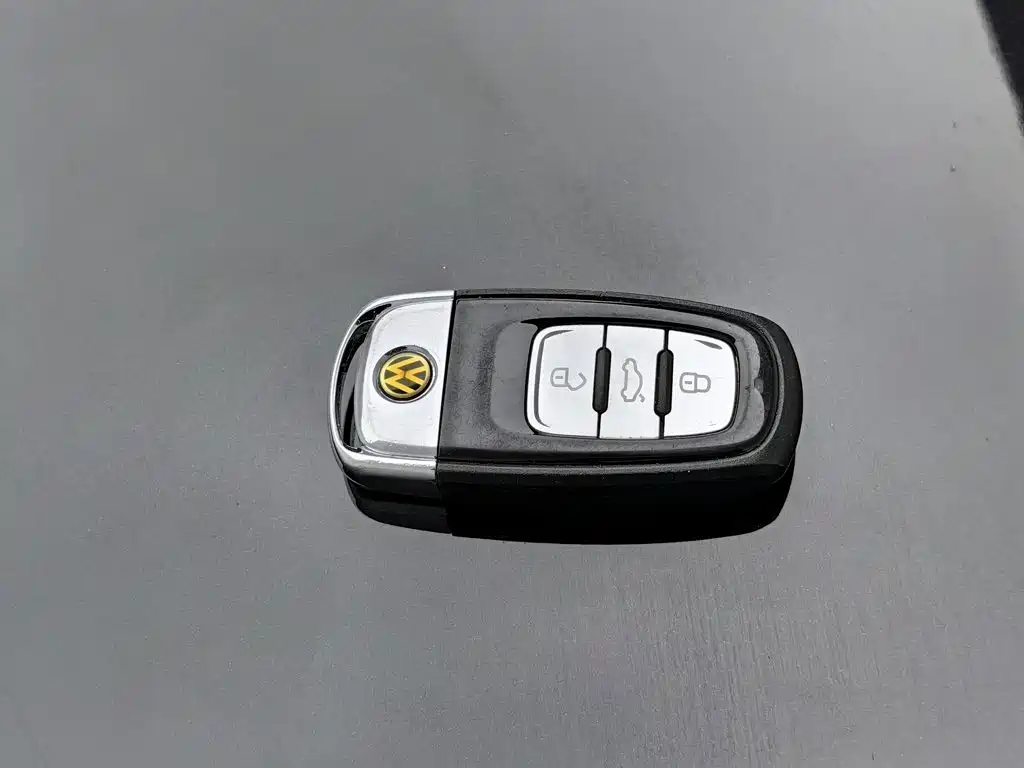 Volkswagen Phideon — миниатюра 19
