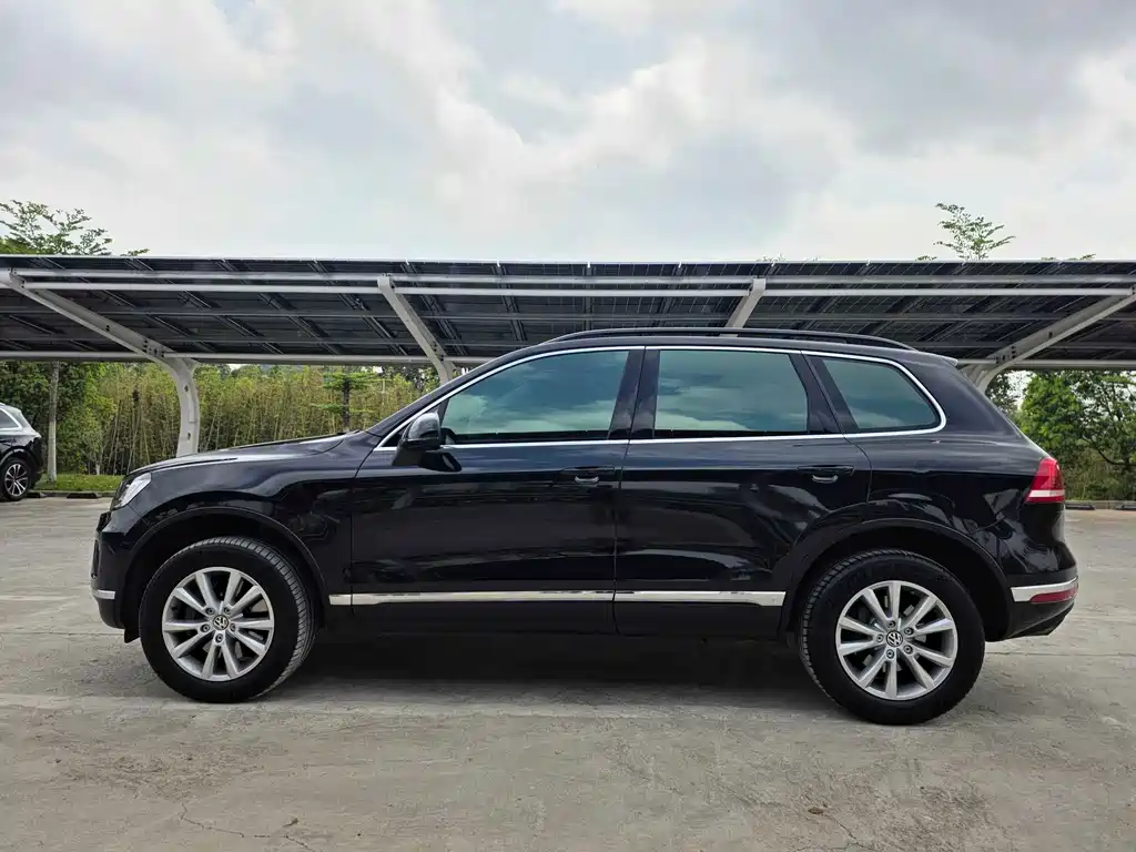 Volkswagen Touareg — миниатюра 10