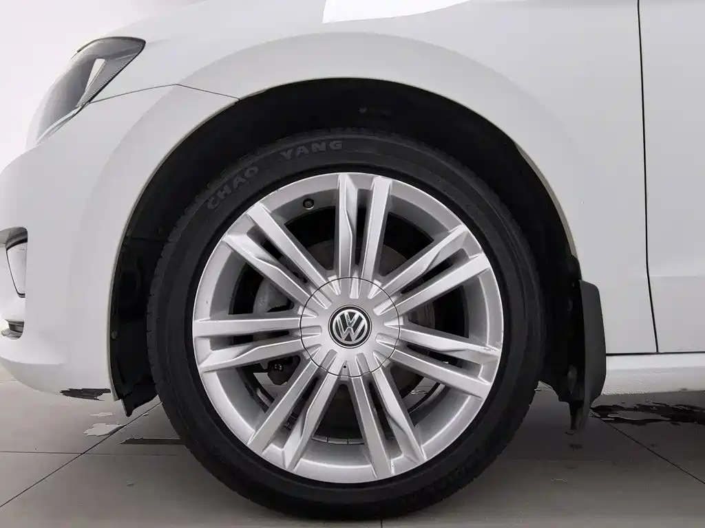 Volkswagen Golf Sportsvan — миниатюра 17