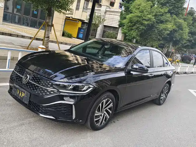 VOLKSWAGEN LAVIDA 2025