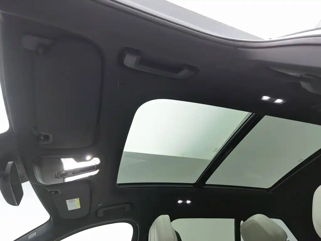 Lynk & Co 09 — миниатюра 14