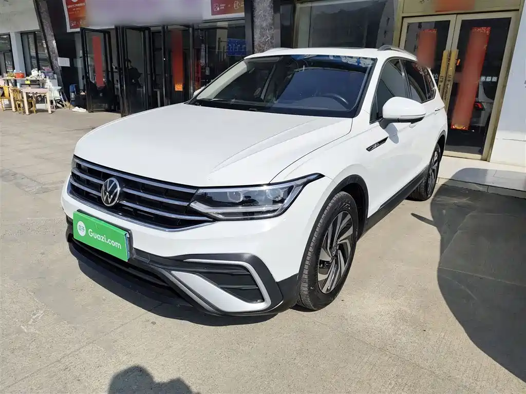 Volkswagen Tiguan L 2023