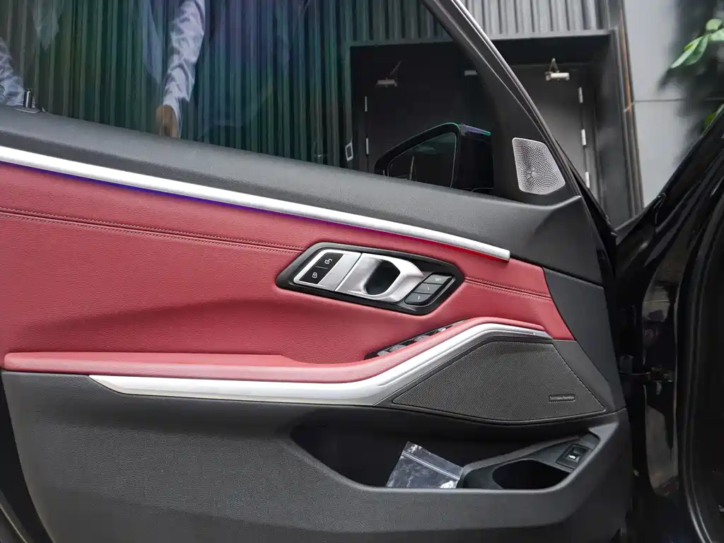 BMW 3 Series — миниатюра 9