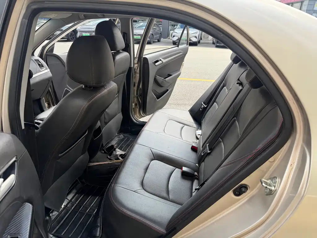 Geely Vision 1.5L Manual Happiness Edition, фото 21