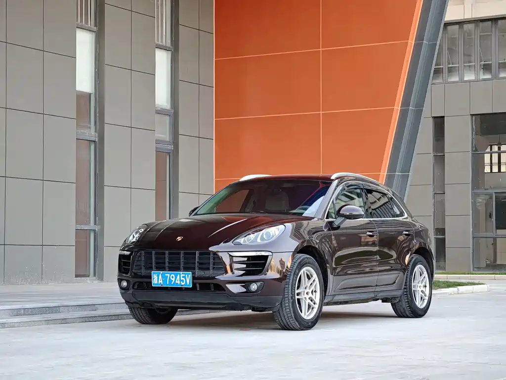 Porsche Macan 2015