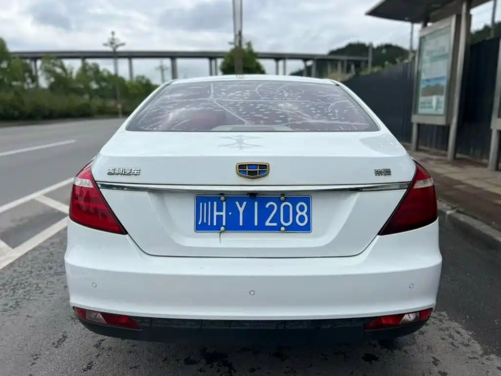 Geely Emgrand — миниатюра 8