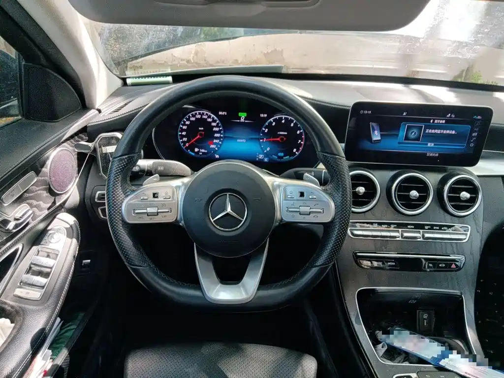 Mercedes-Benz C-Class — миниатюра 3
