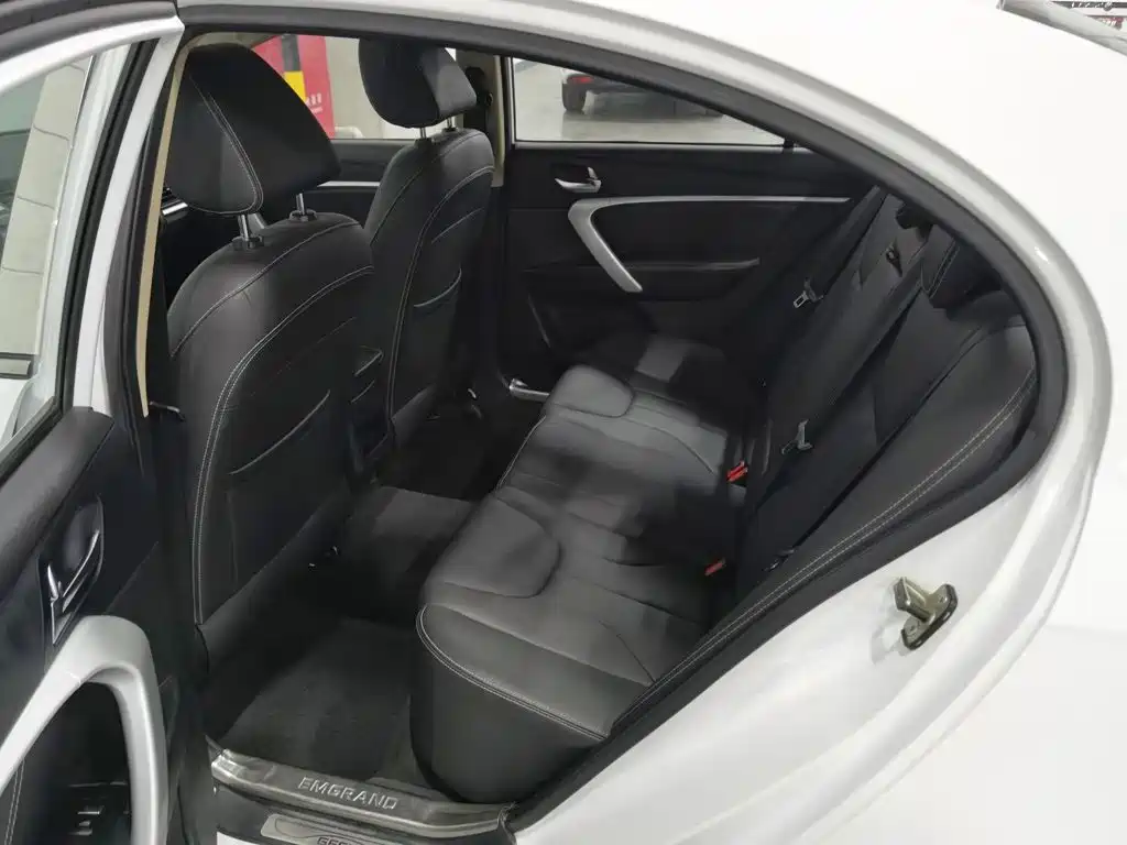Geely Emgrand — миниатюра 15