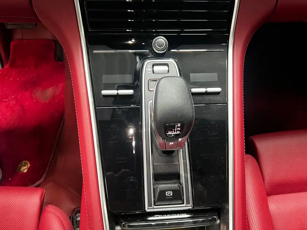 Porsche Panamera — миниатюра 14