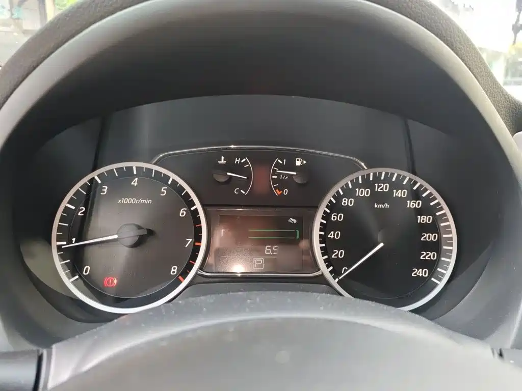 Nissan Sylphy — миниатюра 4