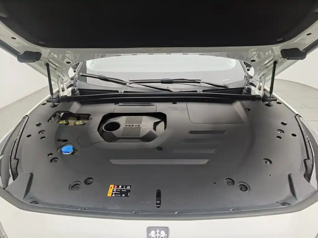 Roewe RX5 — миниатюра 6