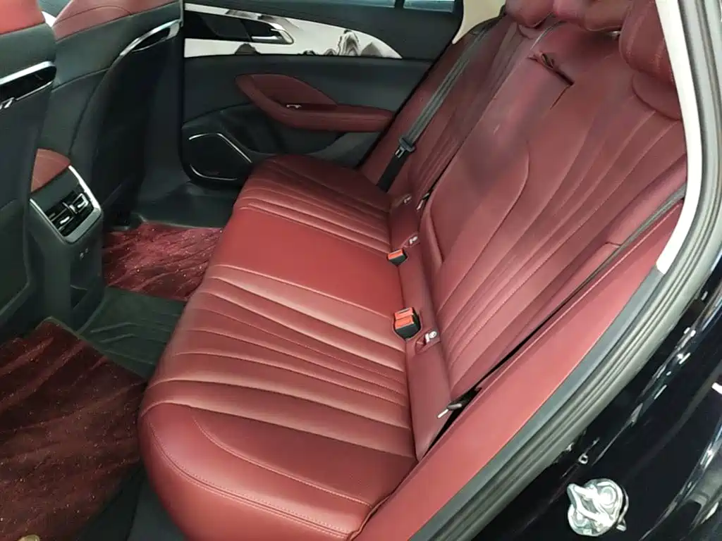 Hongqi Hongqi H5 — миниатюра 17