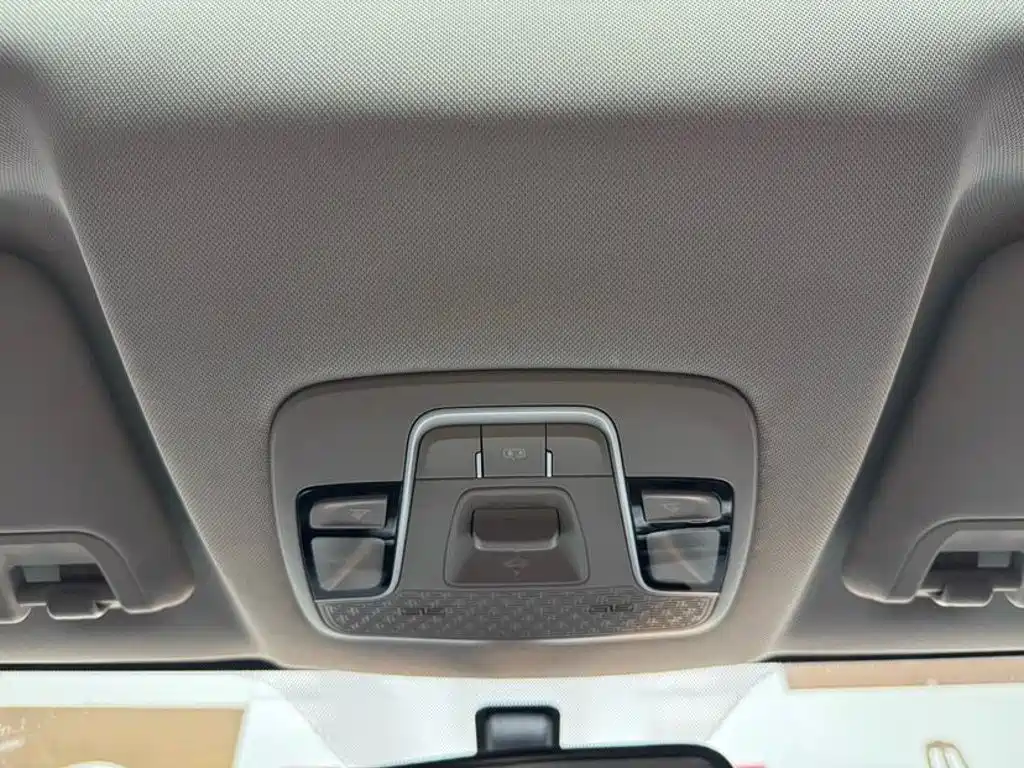 Geely Vision X6 — миниатюра 14