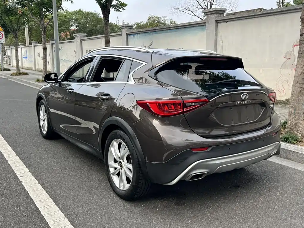 Infiniti QX30 — миниатюра 11