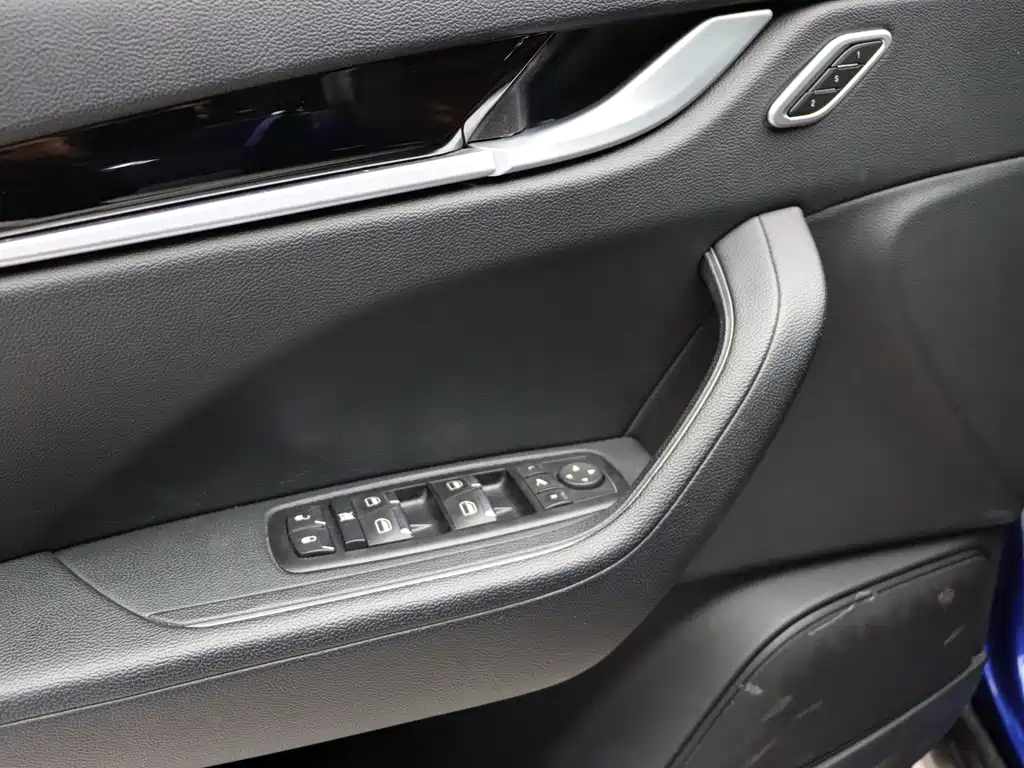 Maserati Levante — миниатюра 11