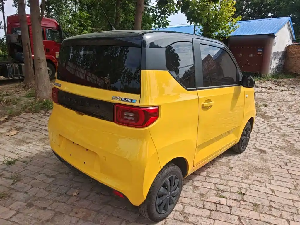 Wuling MINIEV — миниатюра 7