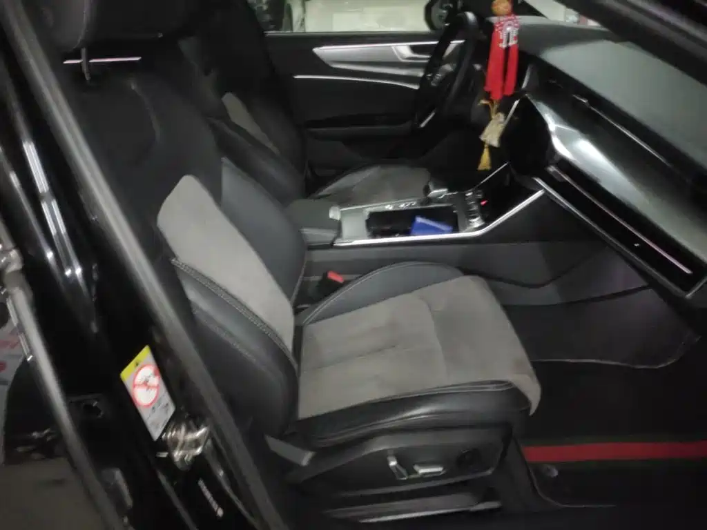 Audi A6L — миниатюра 25