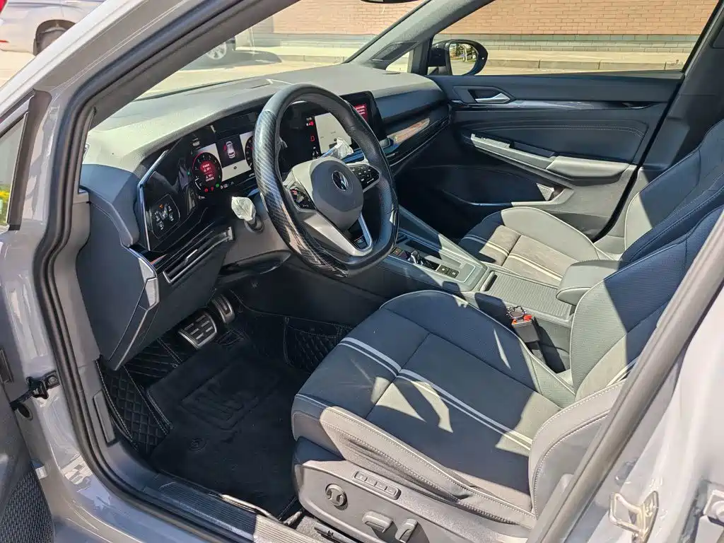 Volkswagen Golf — миниатюра 13