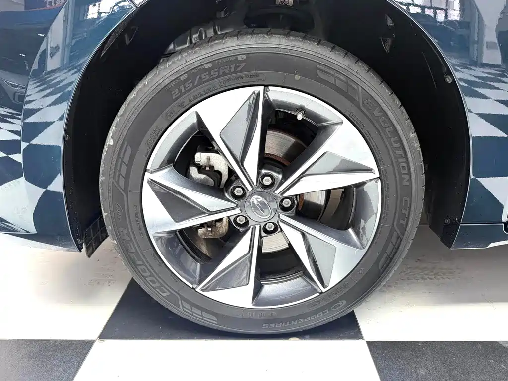 GAC Motor Trumpchi M6 — миниатюра 6