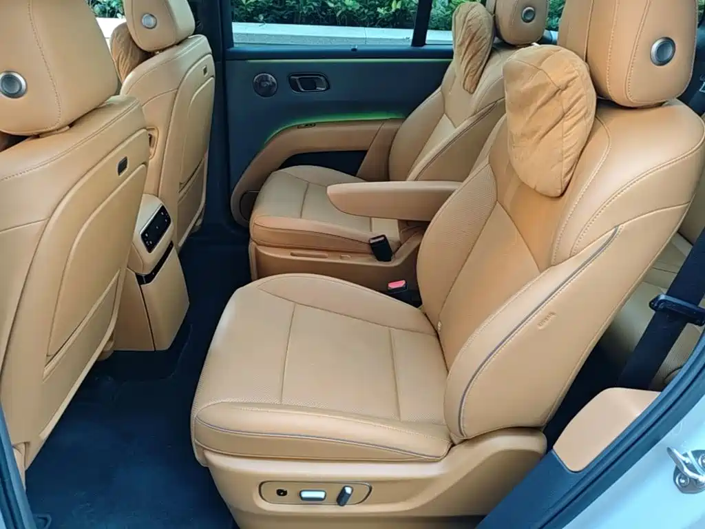 Li Auto Li i8 — миниатюра 17