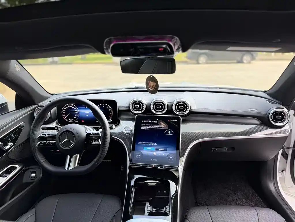 Mercedes-Benz CLE — миниатюра 10