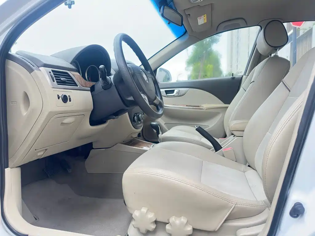 Buick Excelle 1.5L Auto Classic Type, фото 15