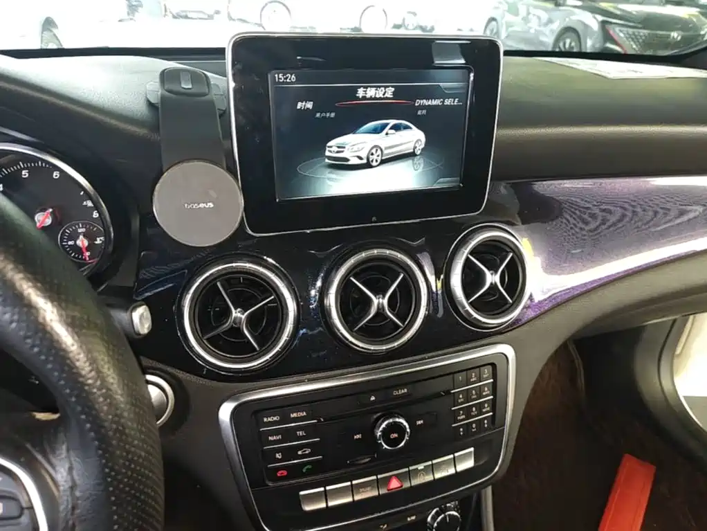 Mercedes-Benz CLA (Import) — миниатюра 13