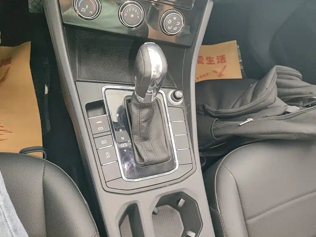 Volkswagen Bora — миниатюра 14