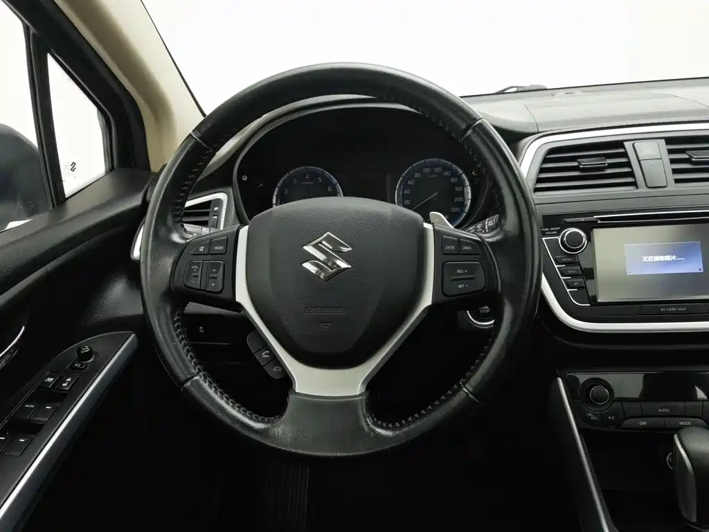 Suzuki S-Cross — миниатюра 11