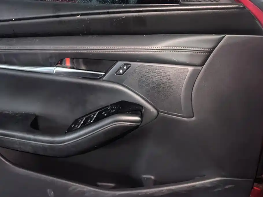 Mazda 3 Axela — миниатюра 7