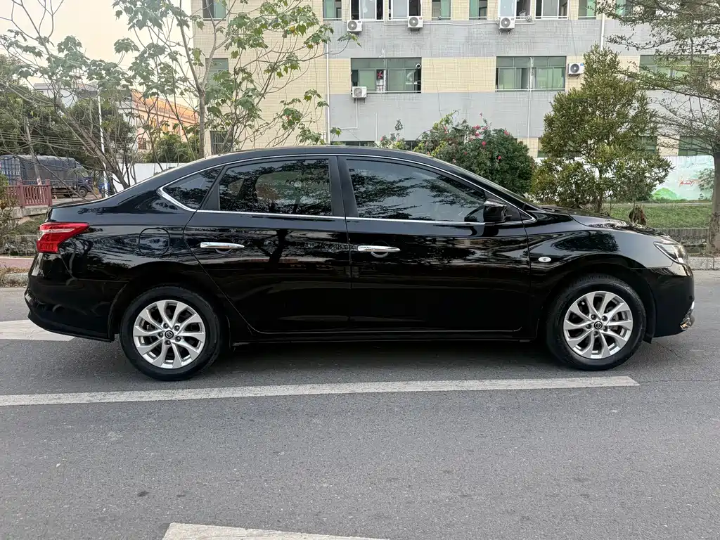 Nissan Sylphy — миниатюра 10