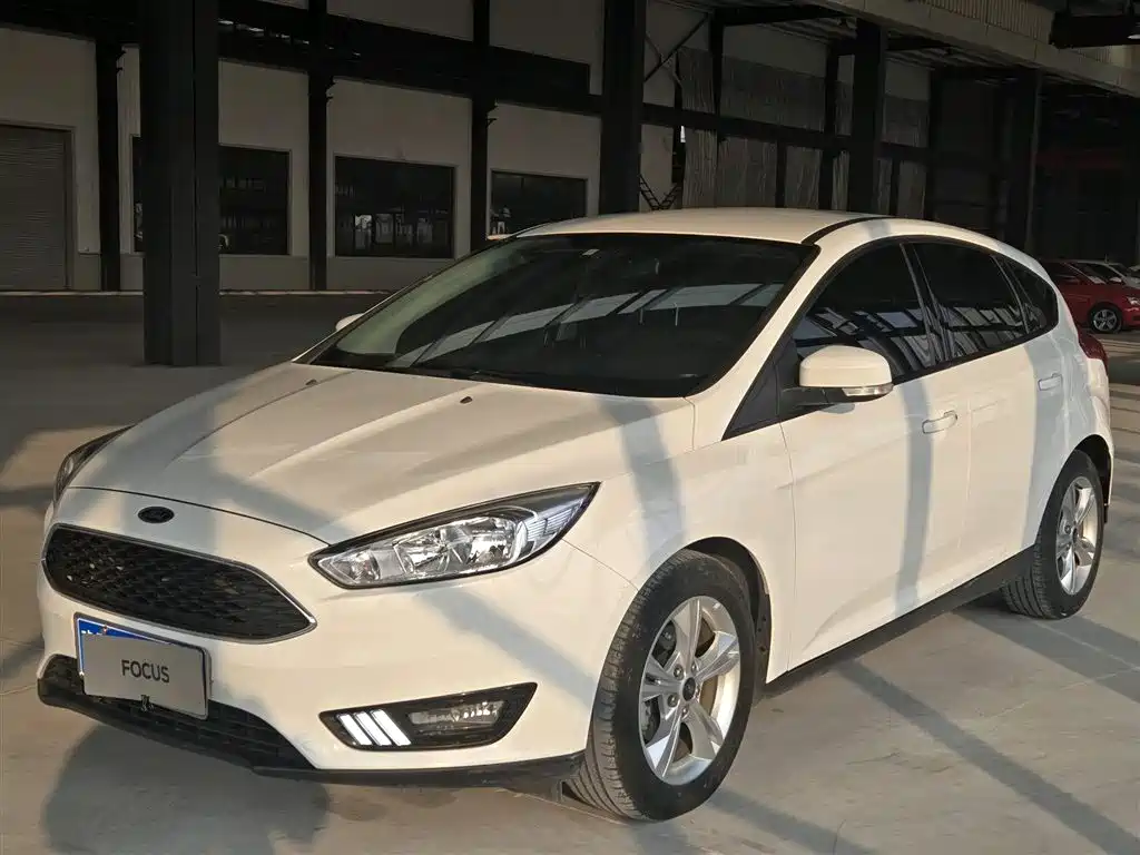 FORD FOX