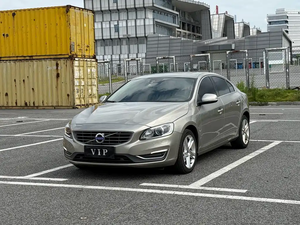 Volvo S60