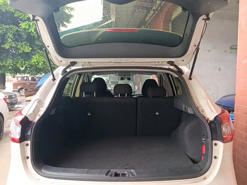 Nissan Qashqai — миниатюра 19