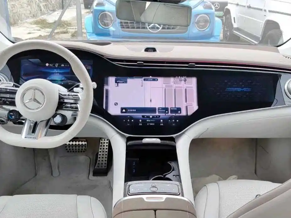 Mercedes-Benz EQS AMG — миниатюра 10