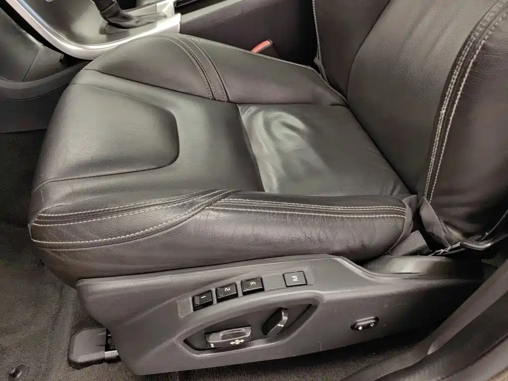 Volvo XC60 — миниатюра 20