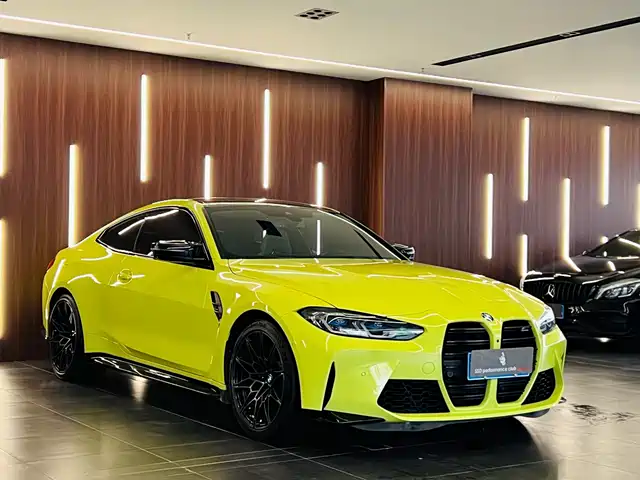 BMW M4