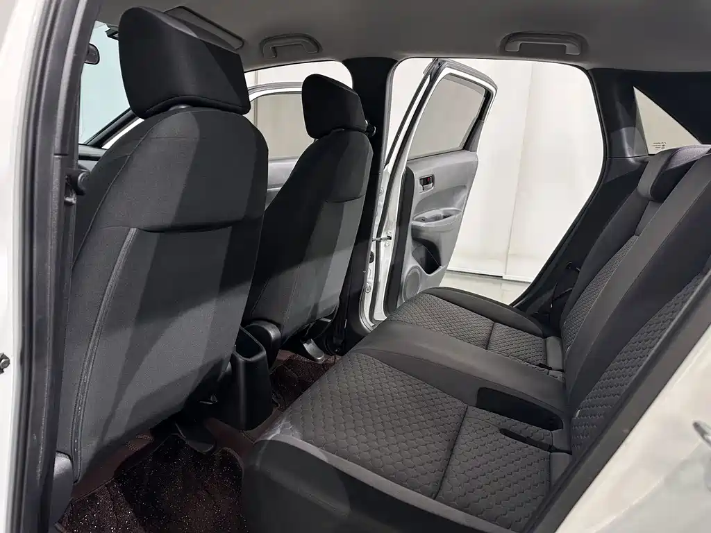 Honda Fit — миниатюра 9