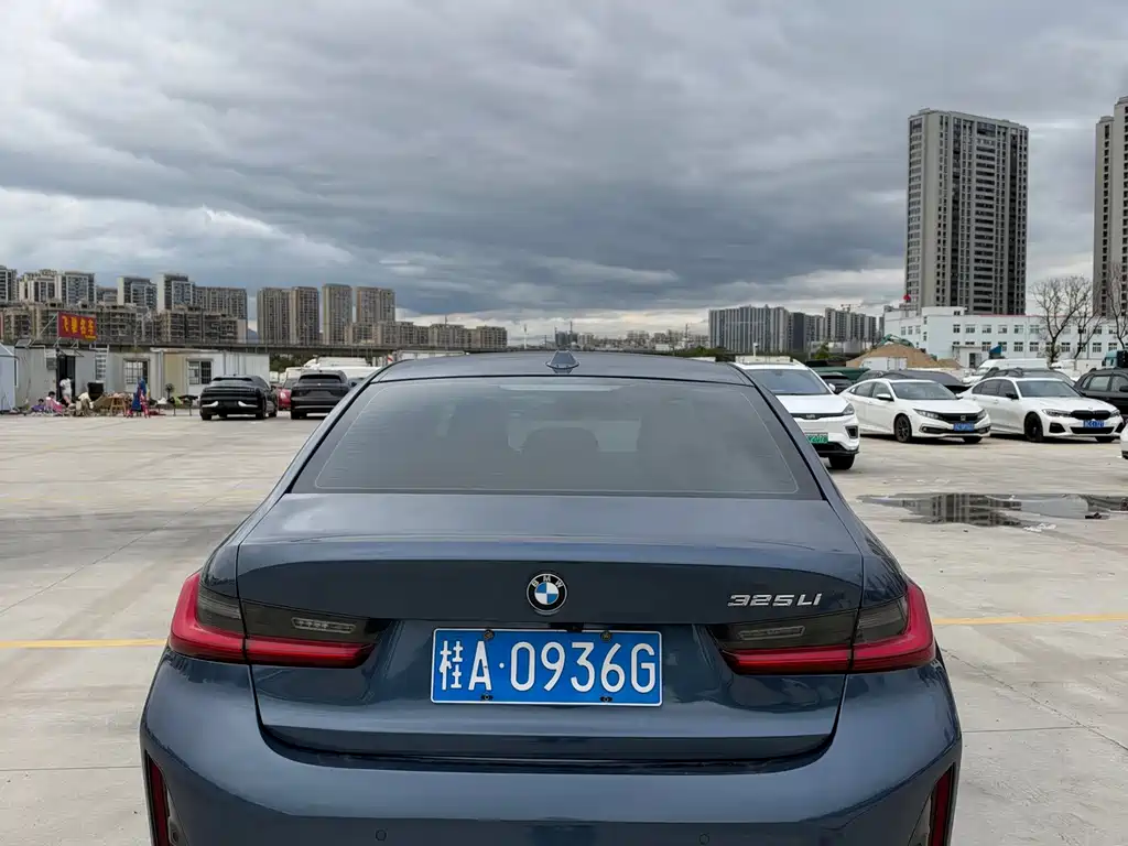 BMW 3 Series — миниатюра 9