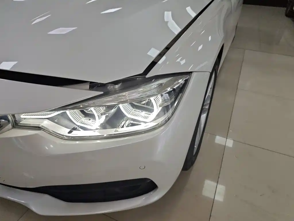 BMW 3 Series — миниатюра 24