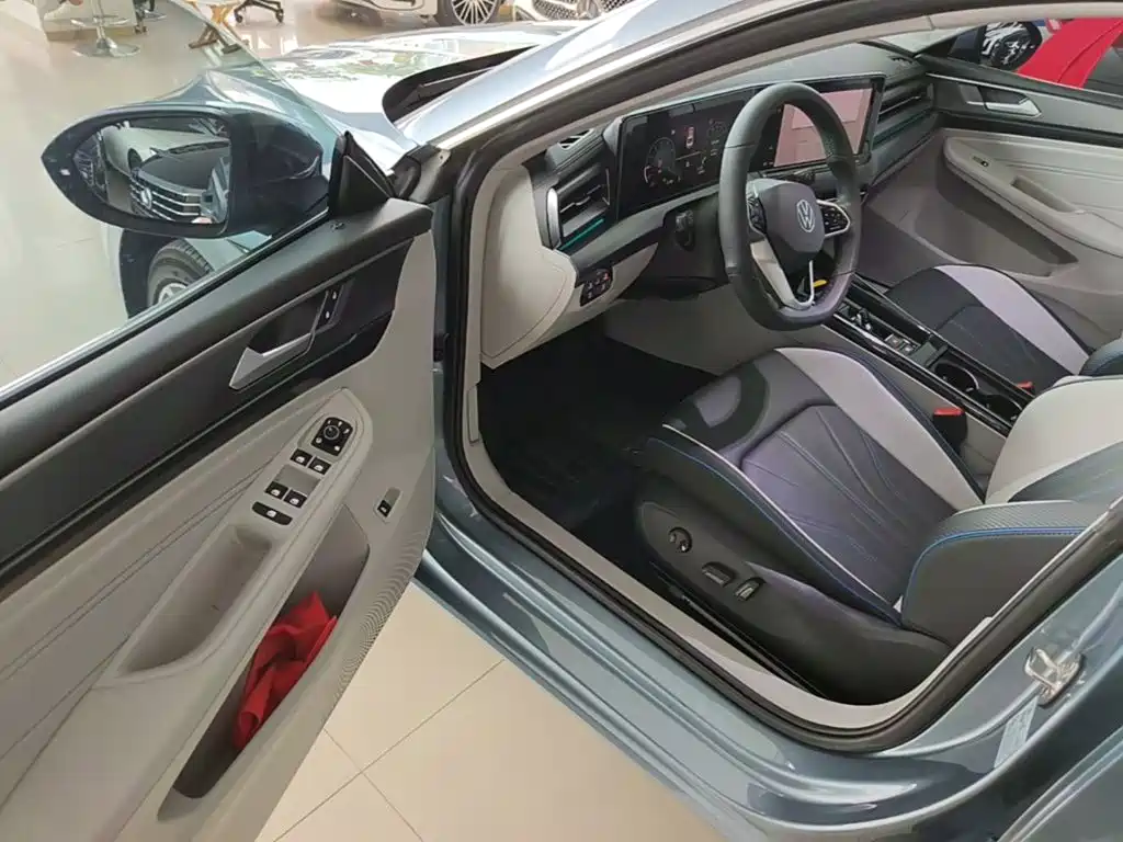 Volkswagen Lamando — миниатюра 16