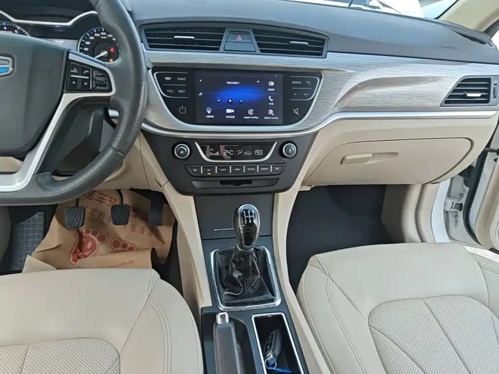Geely Emgrand — миниатюра 13