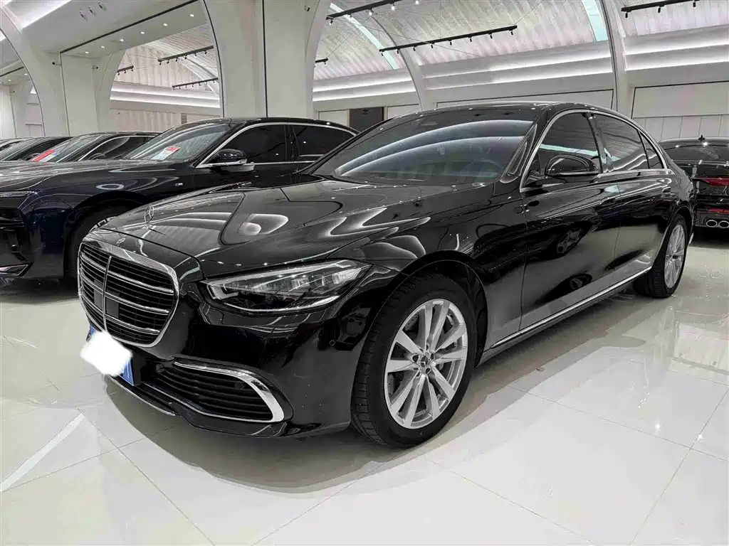 Mercedes-Benz S-Class 2024